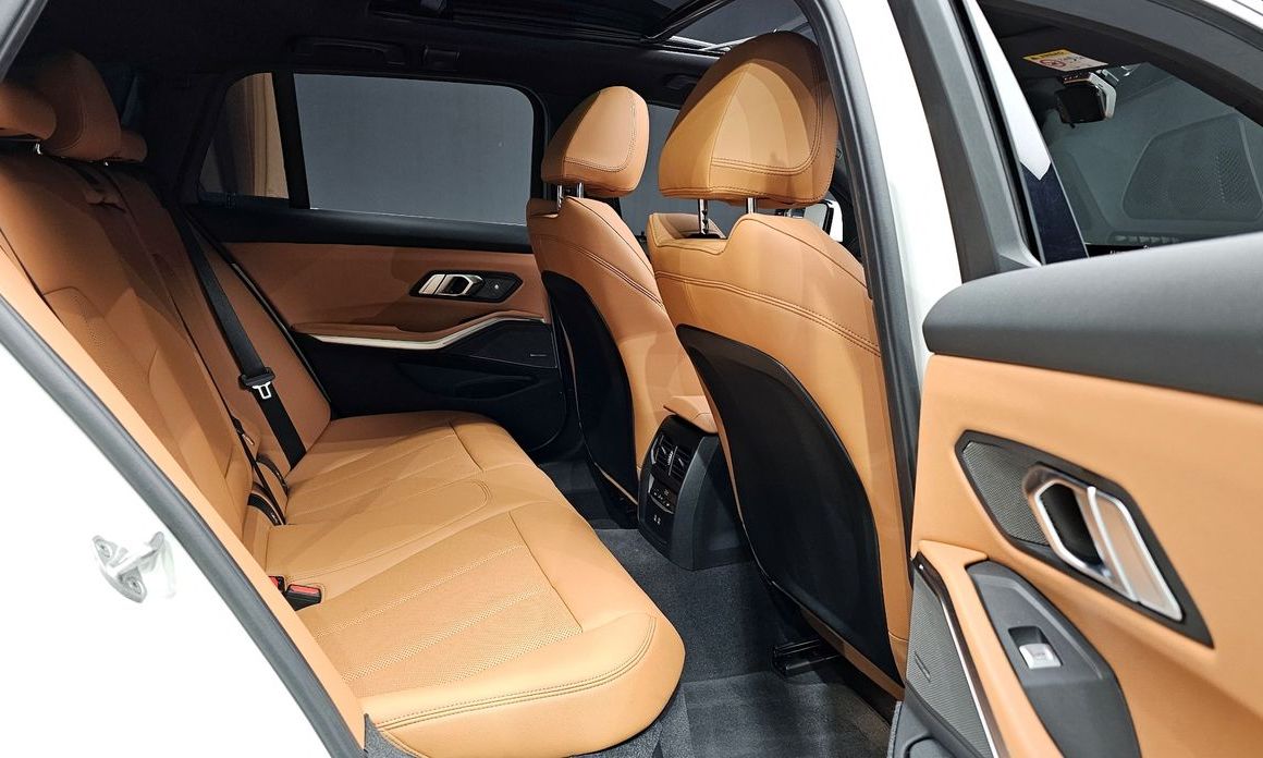 BMW 3-Series 2024