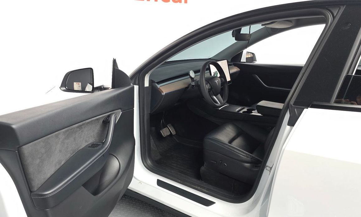 Tesla Model Y 2021