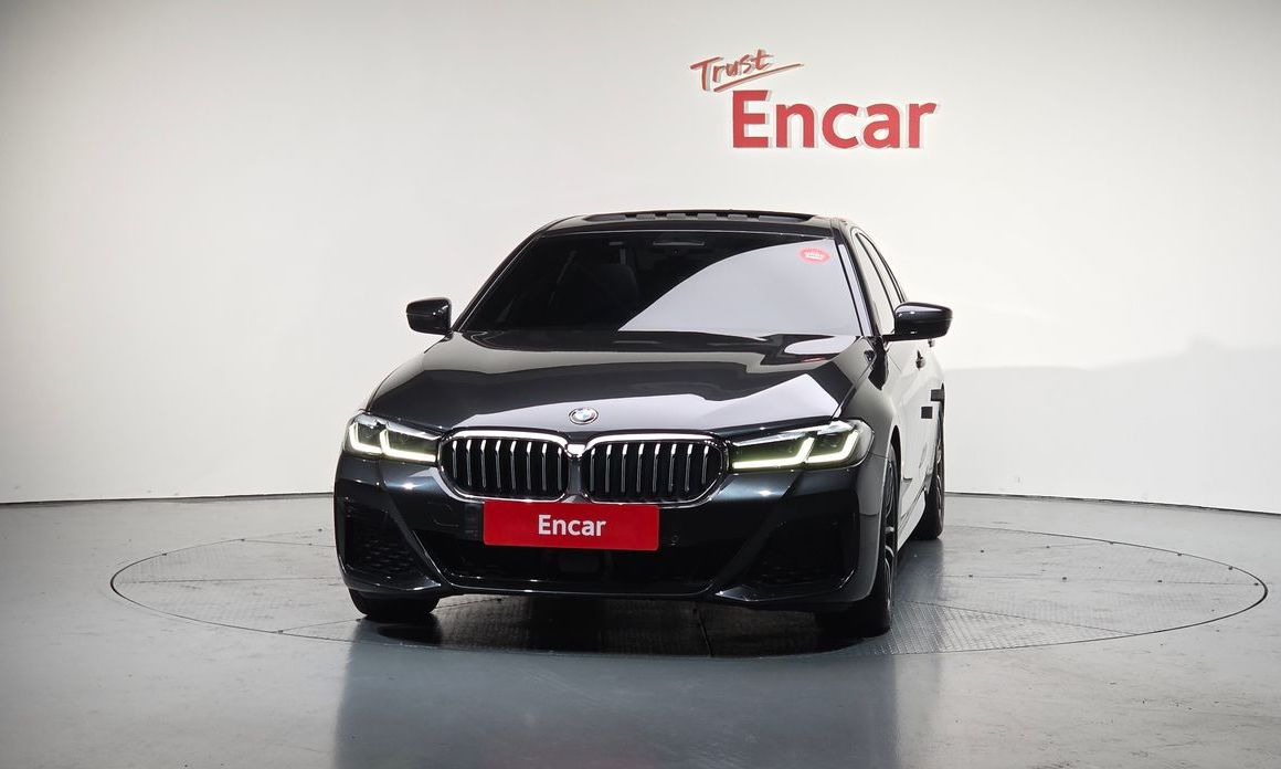 BMW 5-Series 2022