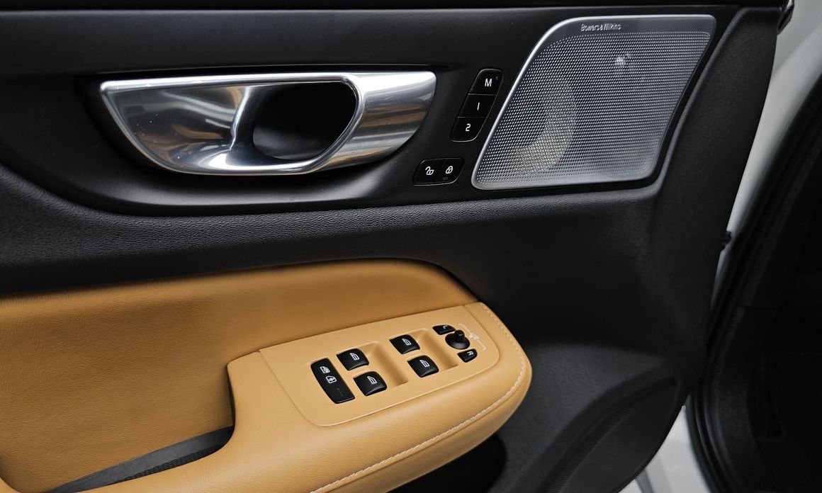 Volvo S60 2023