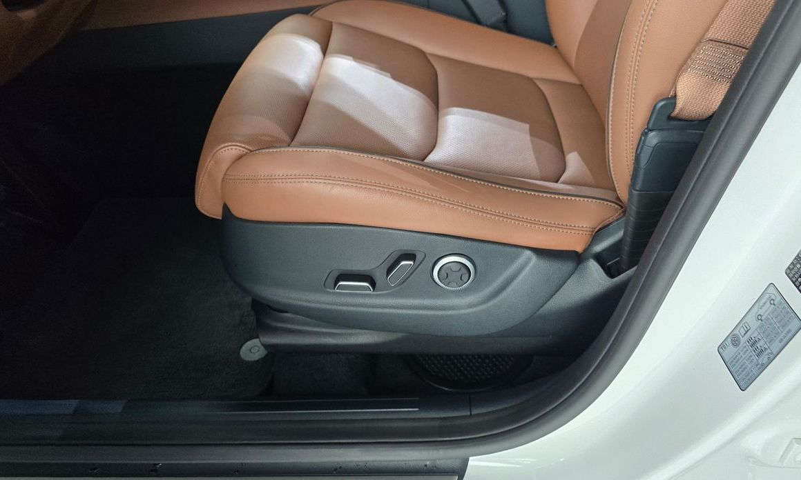 Genesis GV70 2023