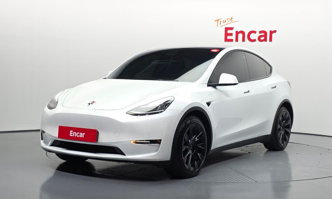 Tesla Model Y 2021