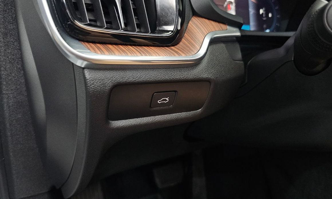Volvo S60 2023