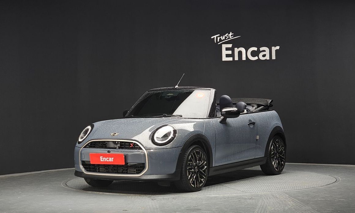 Mini Cooper Convertible 2025