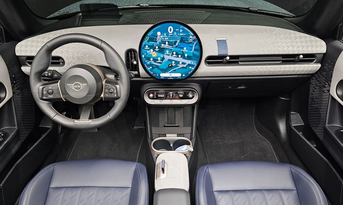 Mini Cooper Convertible 2025