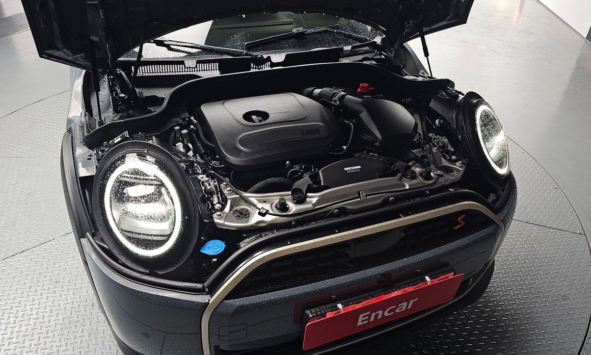Mini Cooper Convertible 2025
