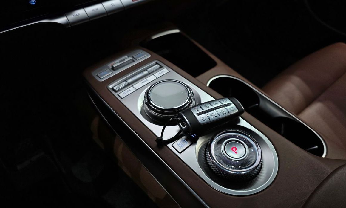 Genesis GV70 2023