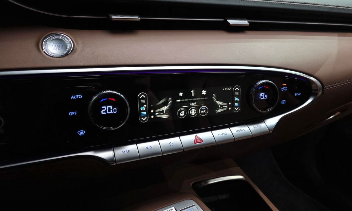 Genesis GV70 2023