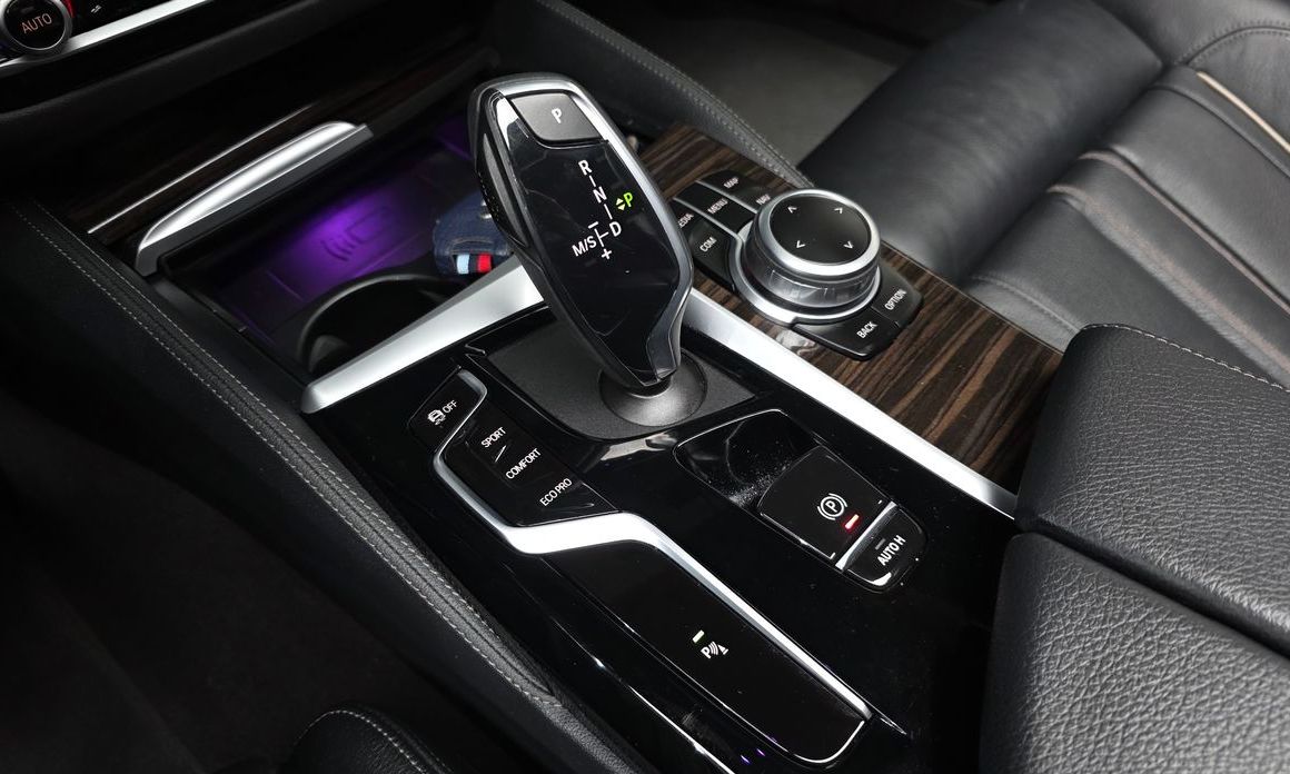 BMW 5-Series 2022