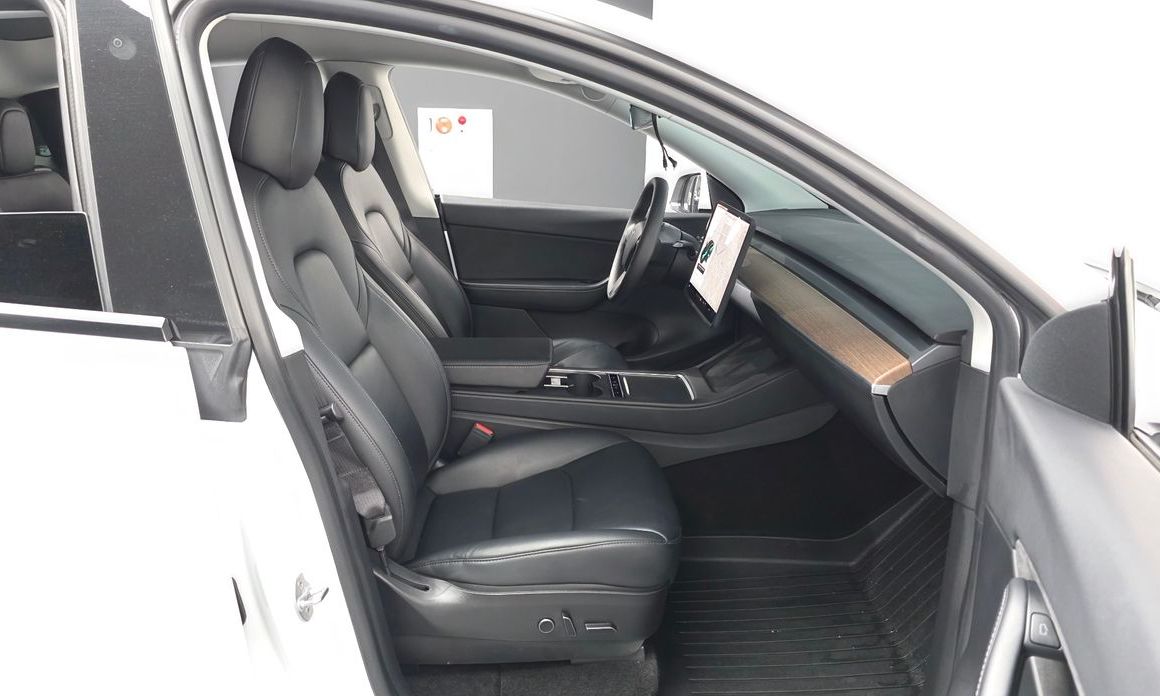 Tesla Model Y 2021