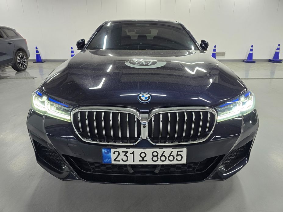 BMW 5-Series 2022