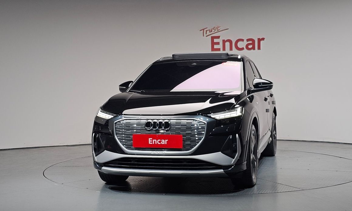 Audi Q4 e-tron 2023