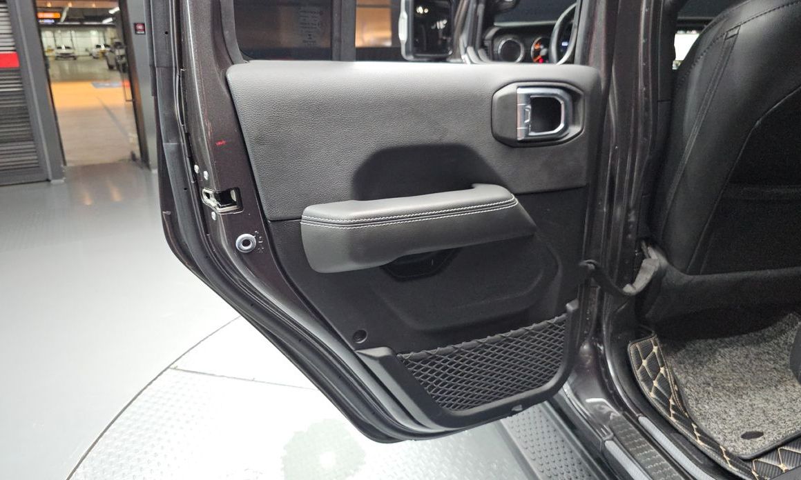 Jeep Wrangler 2021