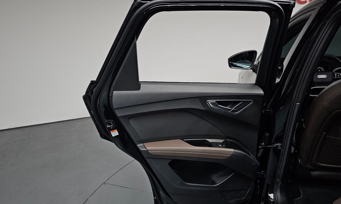 Audi Q4 e-tron 2023