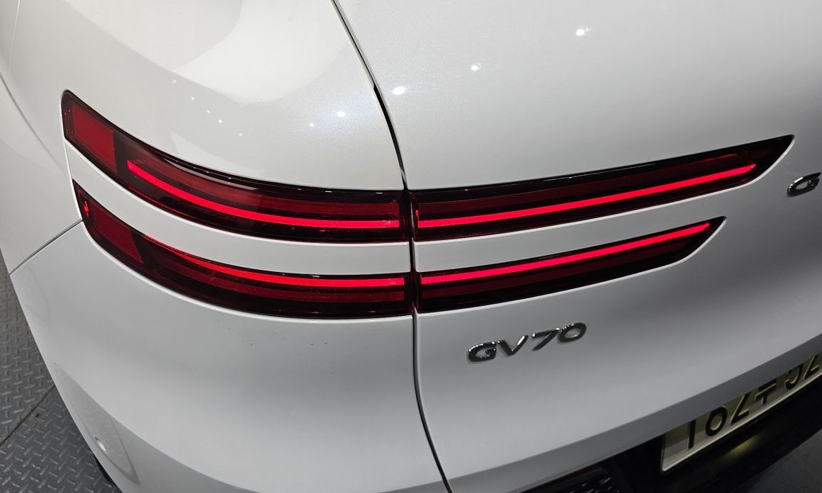 Genesis GV70 2022