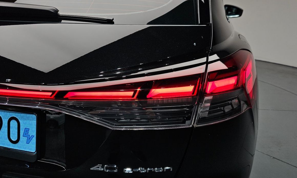 Audi Q4 e-tron 2023