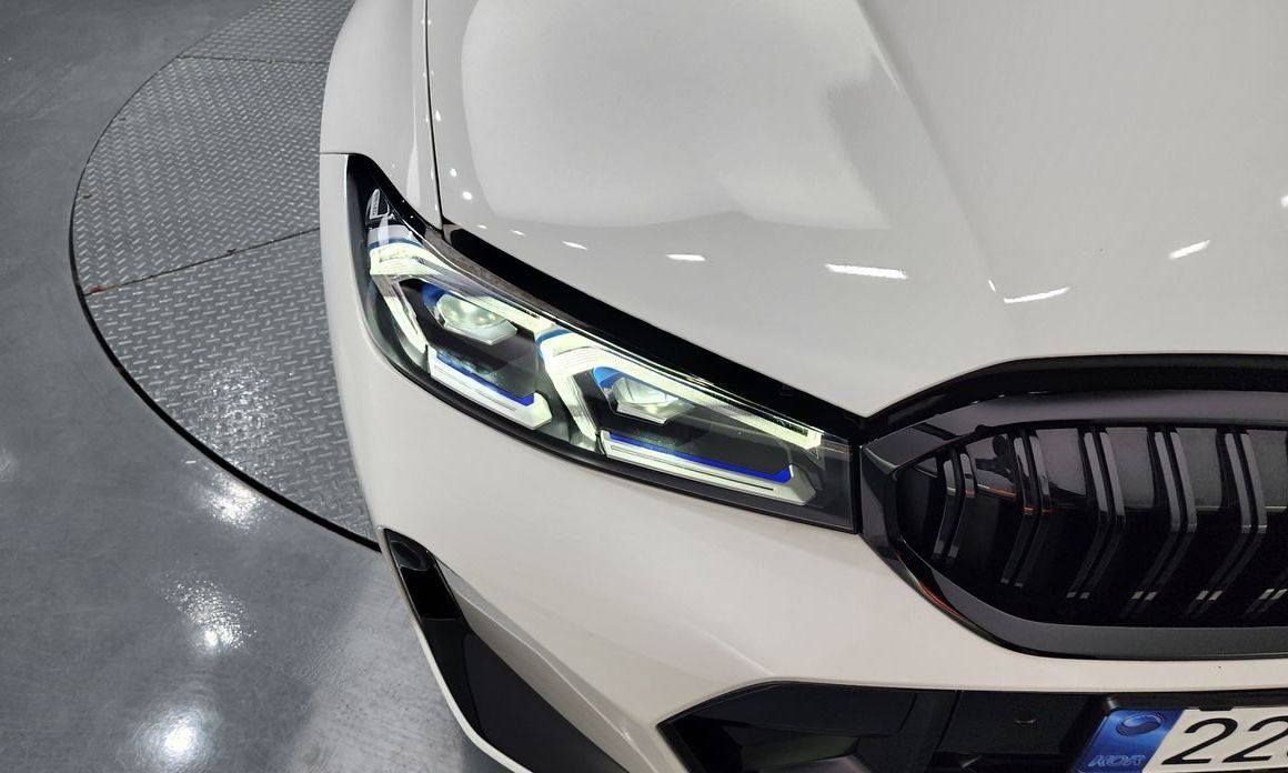 BMW 3-Series 2024