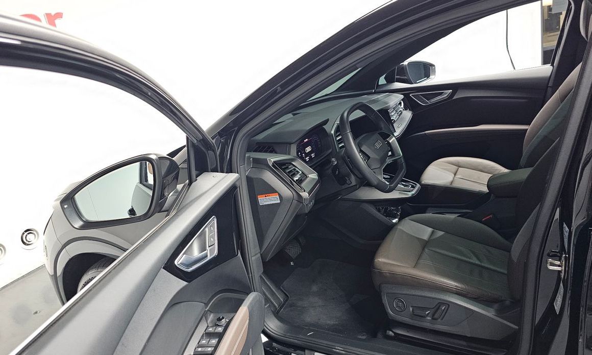 Audi Q4 e-tron 2023