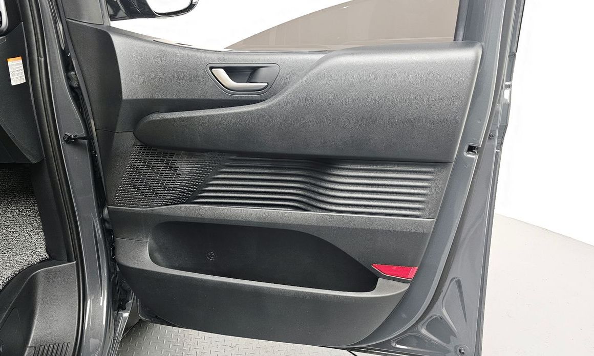 Hyundai Staria 2026