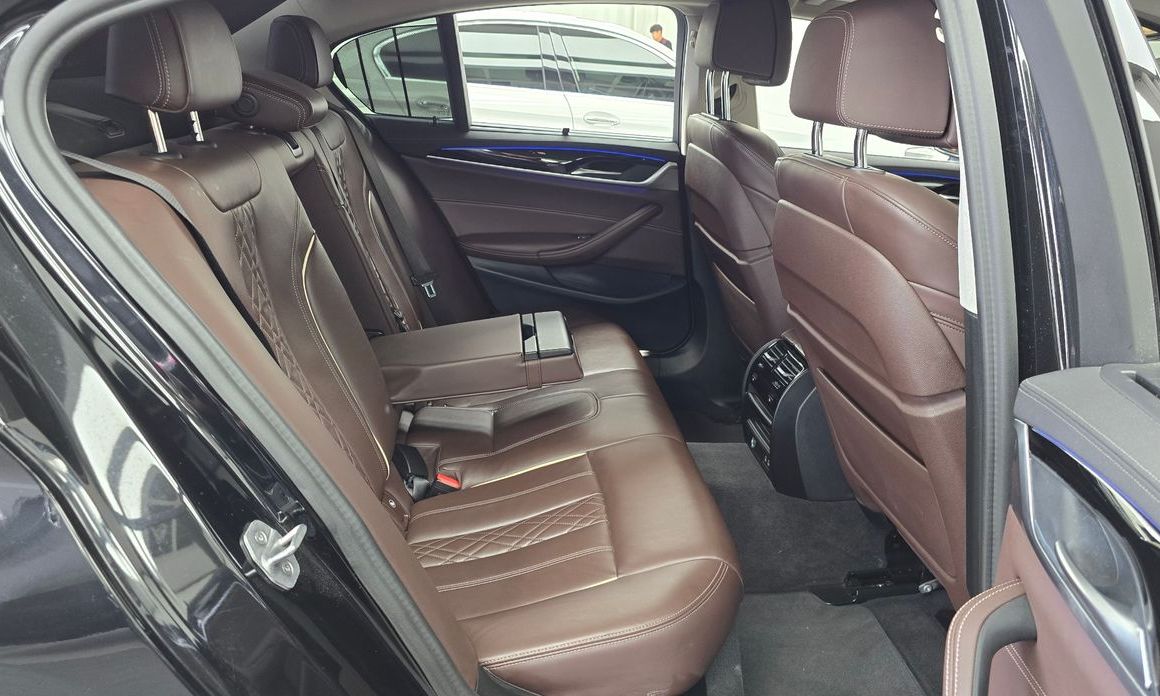 BMW 5-Series 2022