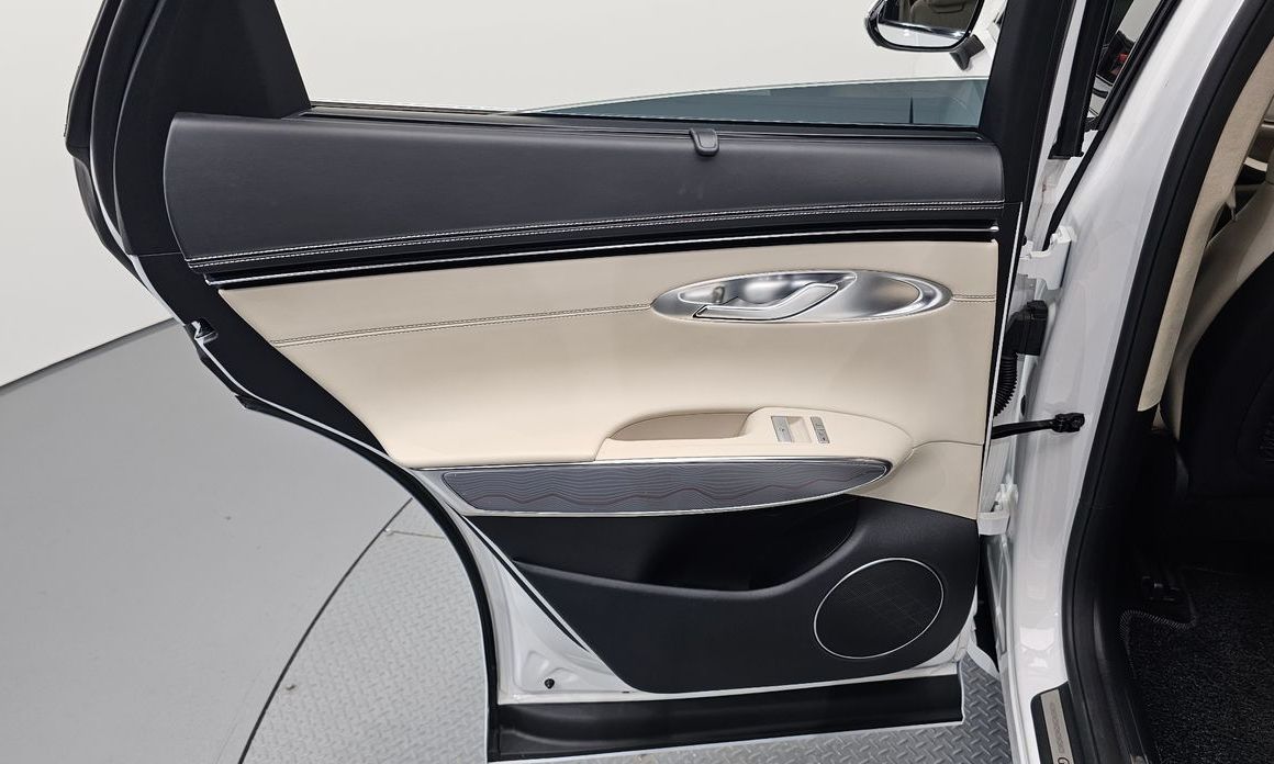 Genesis GV70 2024