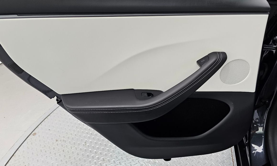 Tesla Model 3 2025