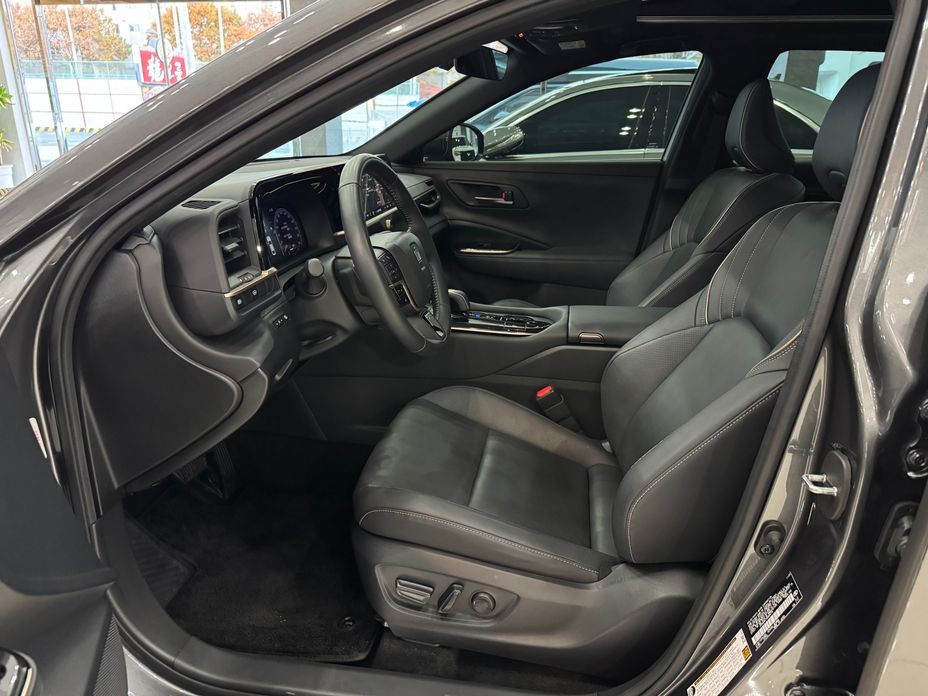 Toyota Crown 2024