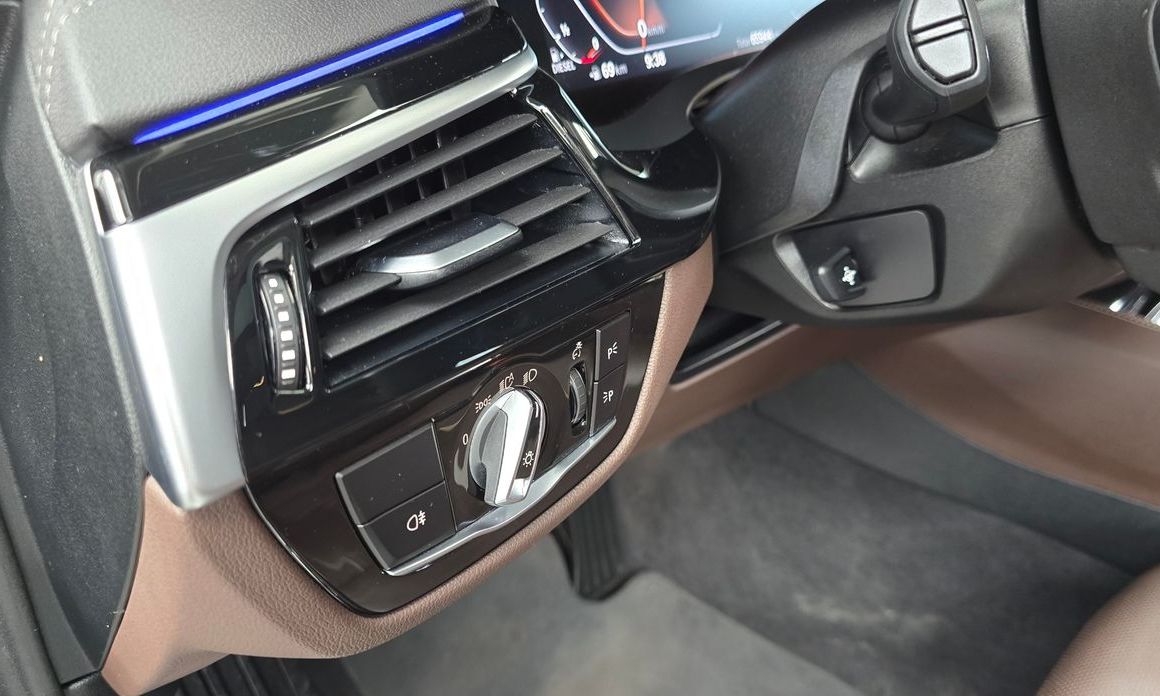 BMW 5-Series 2022