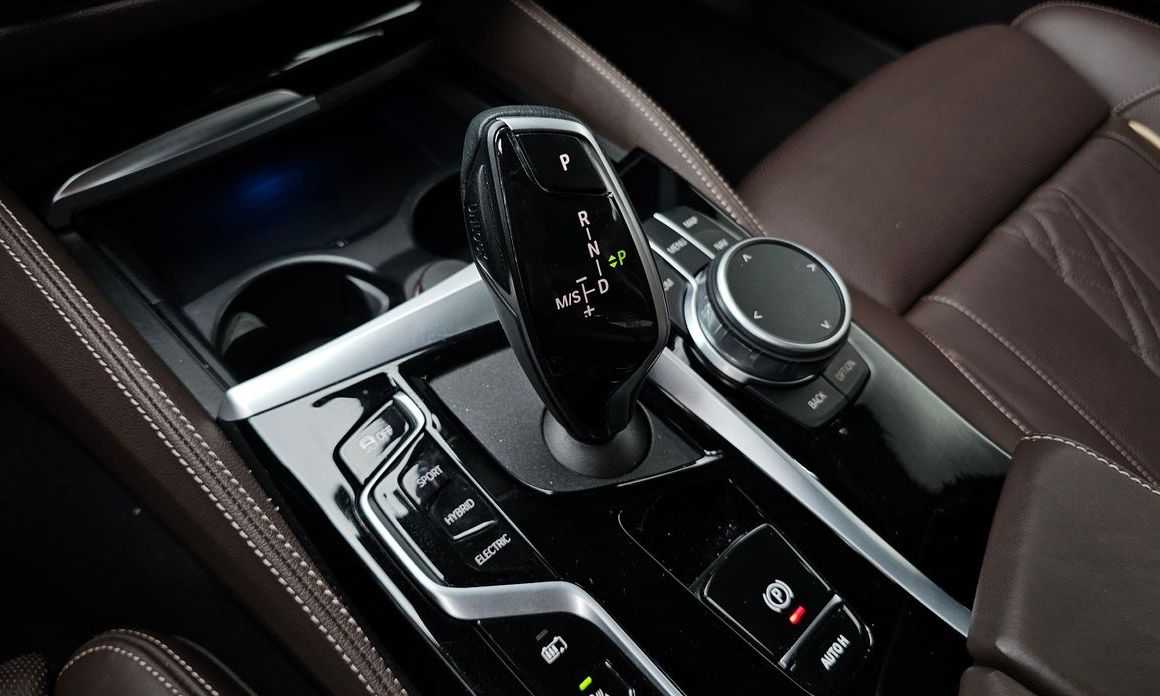 BMW 5-Series 2022
