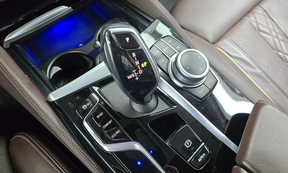 BMW 5-Series 2022