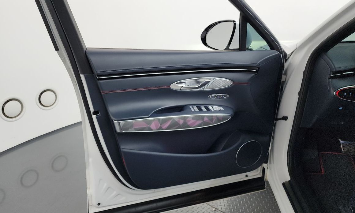 Genesis GV70 2023