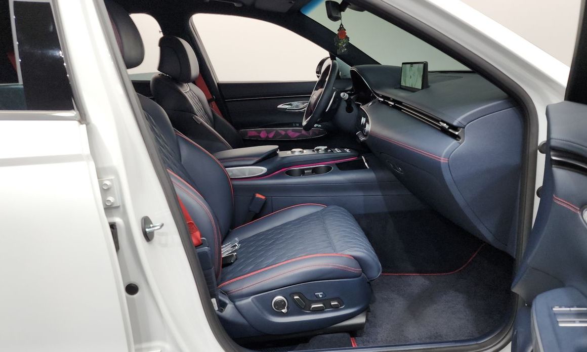 Genesis GV70 2023