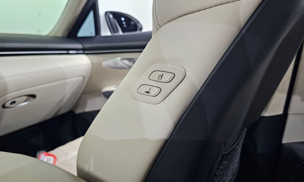 Genesis GV70 2024
