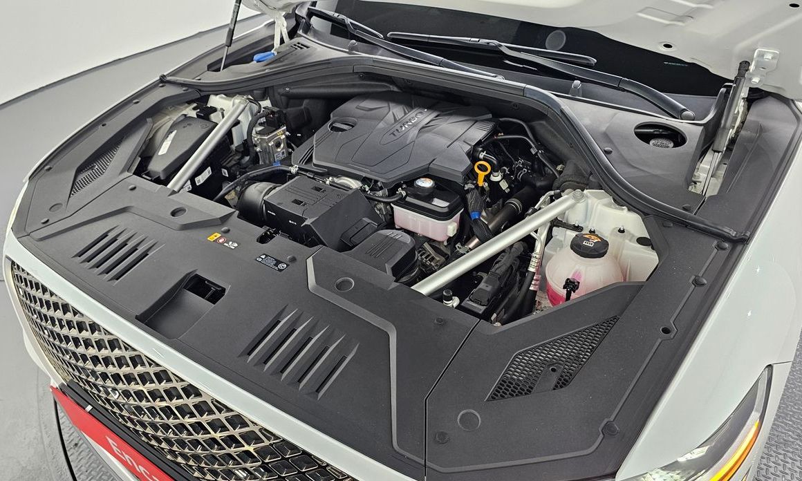 Genesis GV70 2024