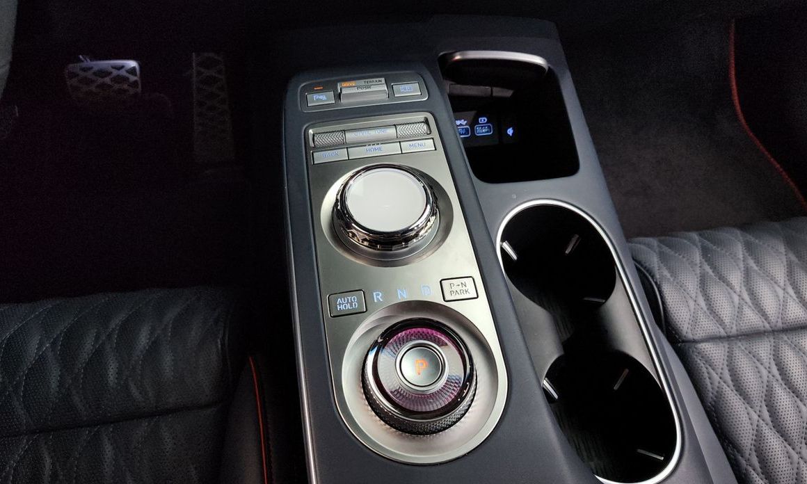 Genesis GV70 2023