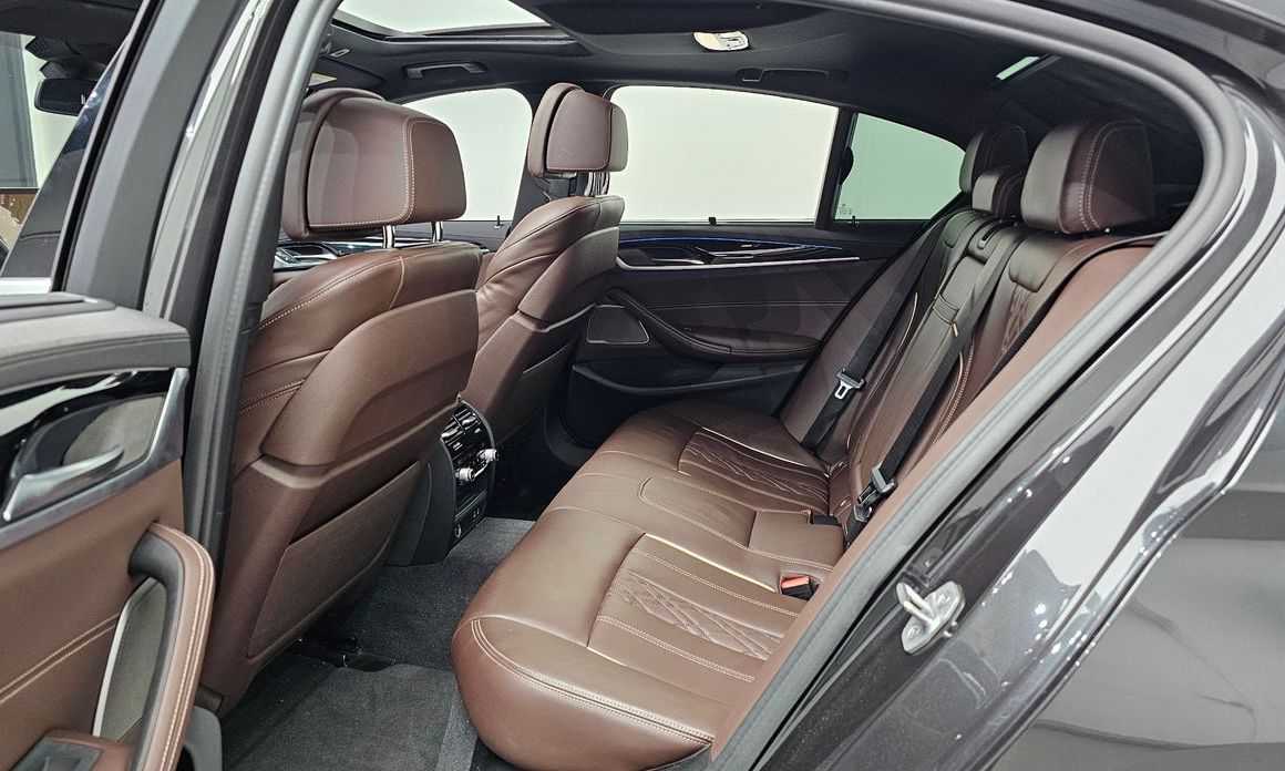 BMW 5-Series 2022