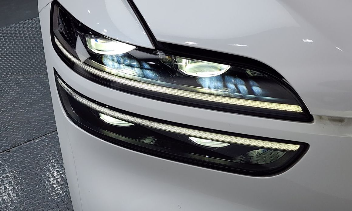 Genesis GV70 2023