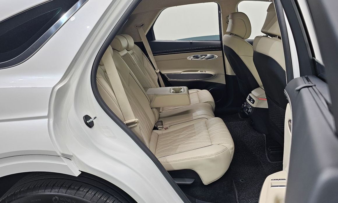 Genesis GV70 2024