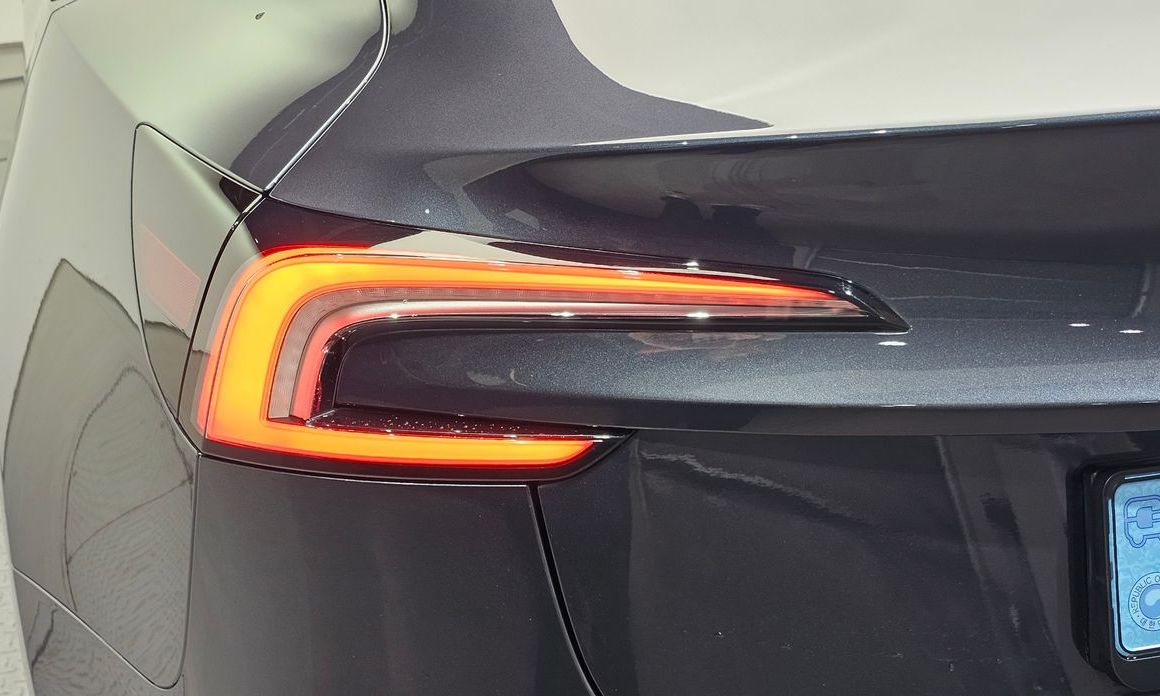 Tesla Model 3 2025