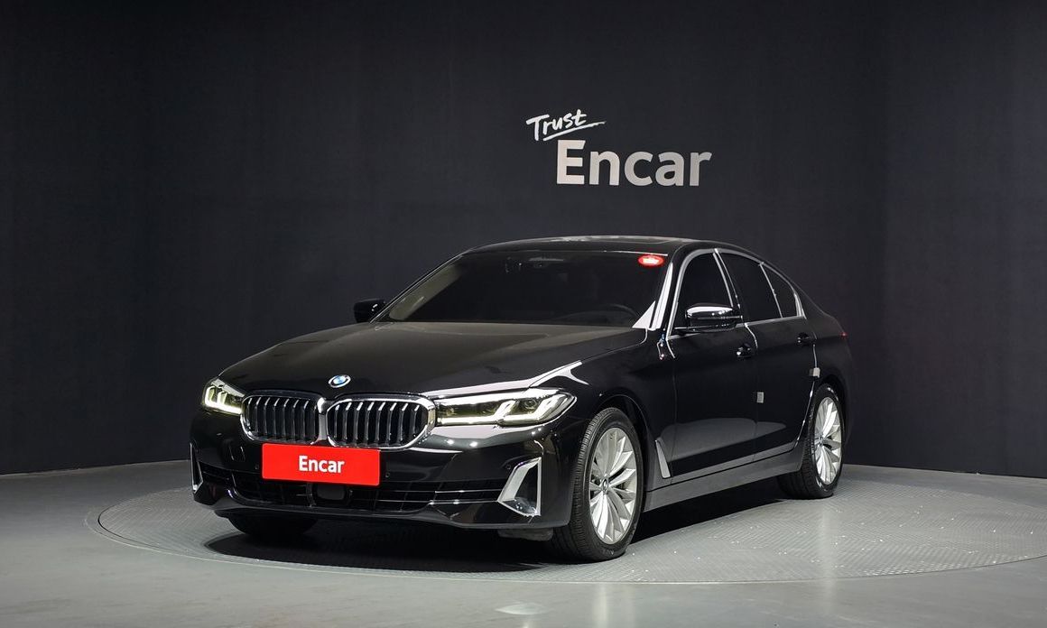 BMW 5-Series 2022