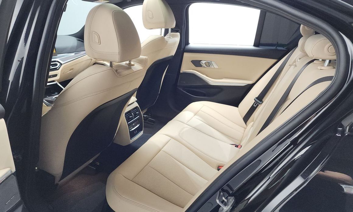 BMW 3-Series 2024
