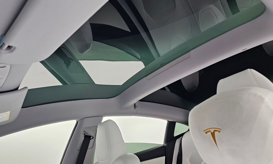 Tesla Model 3 2025