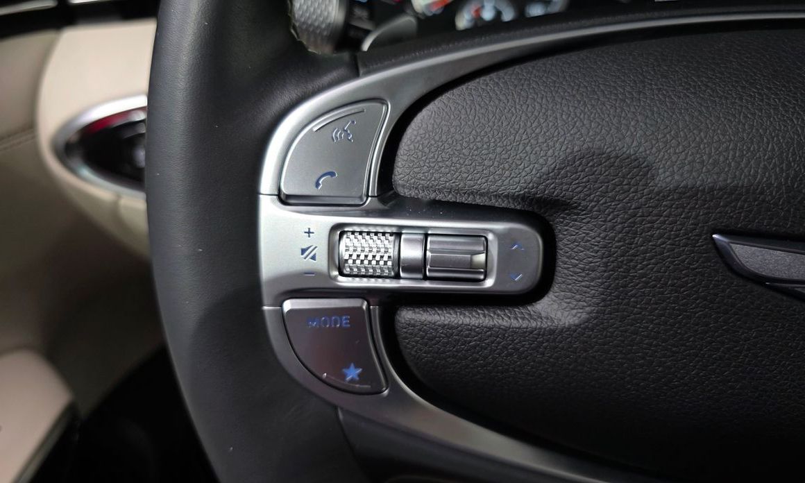 Genesis GV70 2024