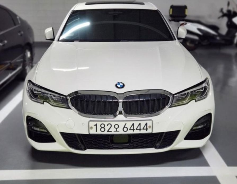 BMW 3-Series 2023