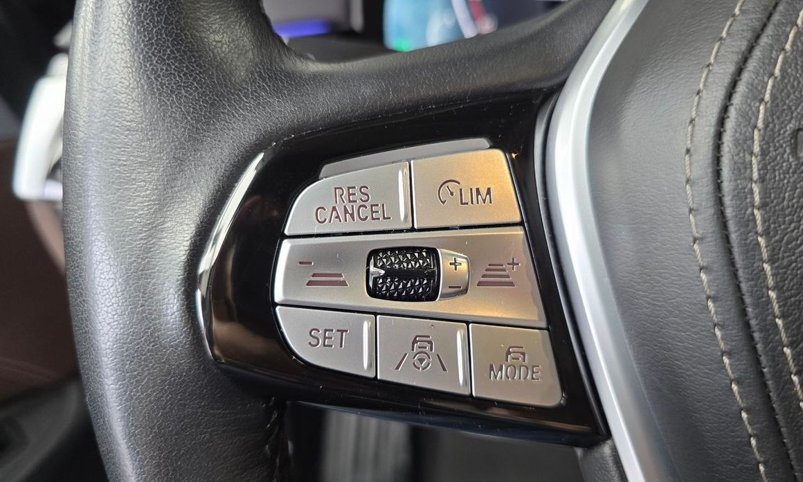 BMW 5-Series 2022
