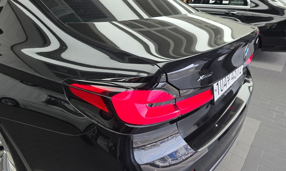 BMW 5-Series 2022