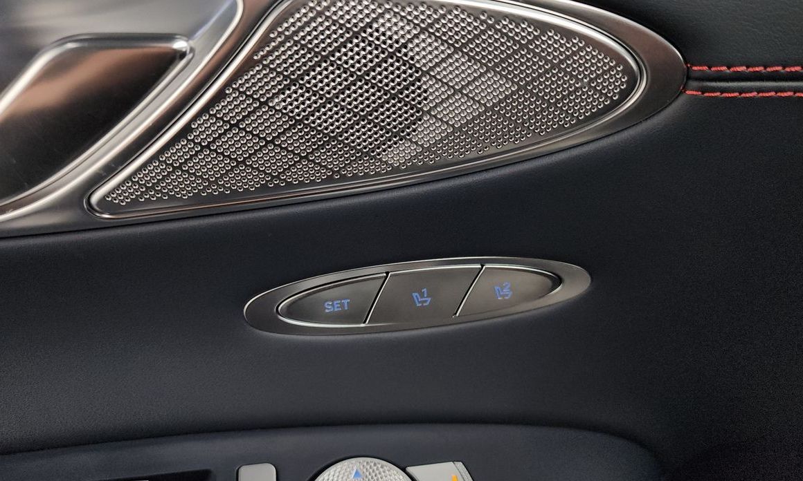 Genesis GV70 2023