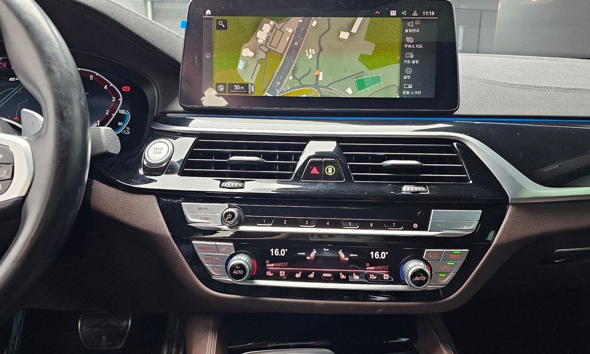 BMW 5-Series 2022