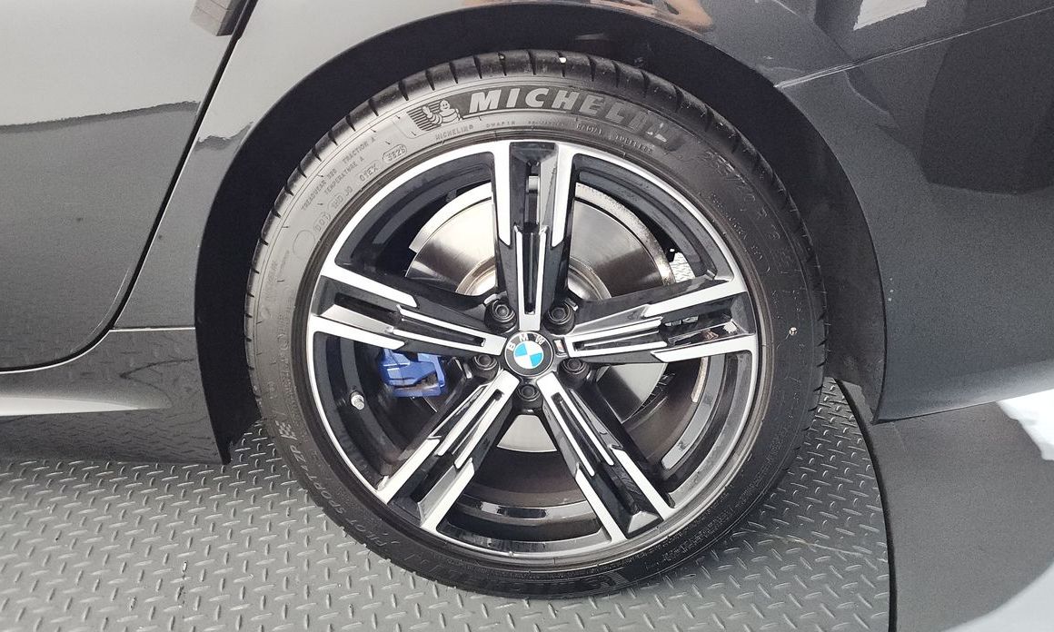 BMW 3-Series 2024