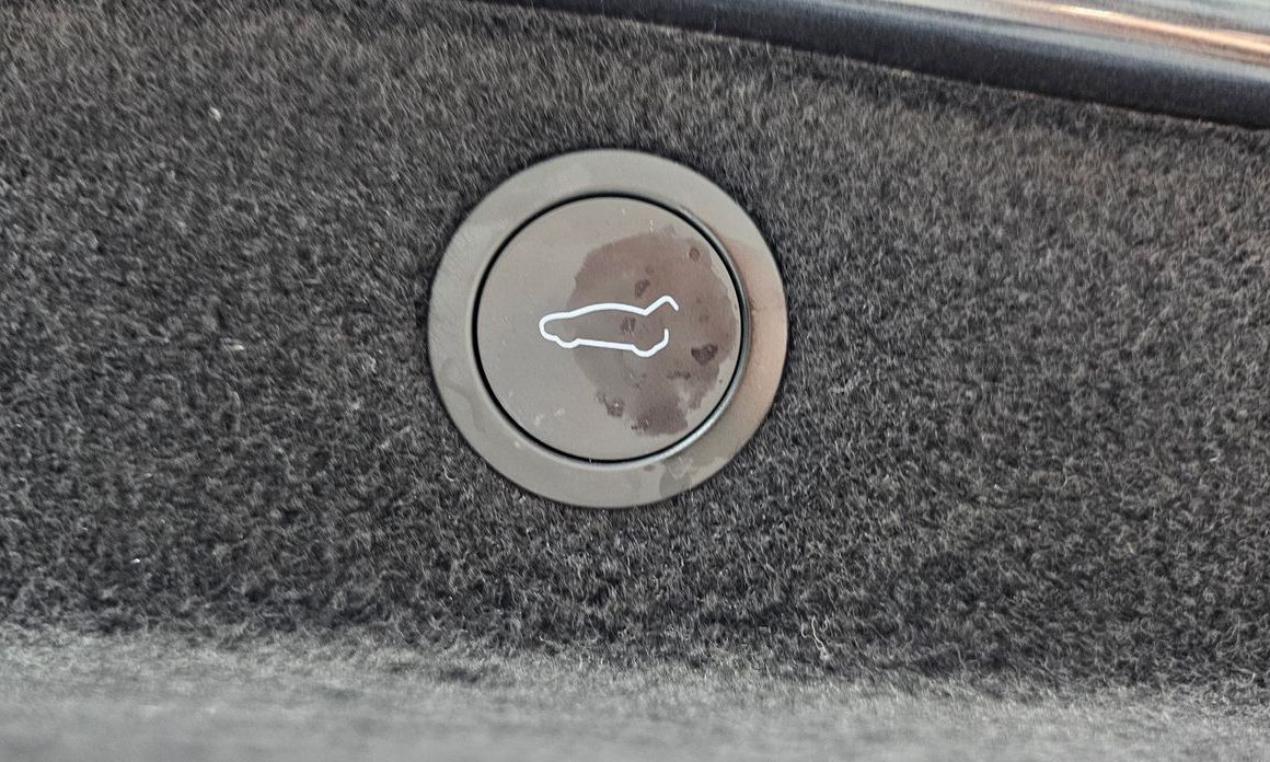 Tesla Model 3 2025